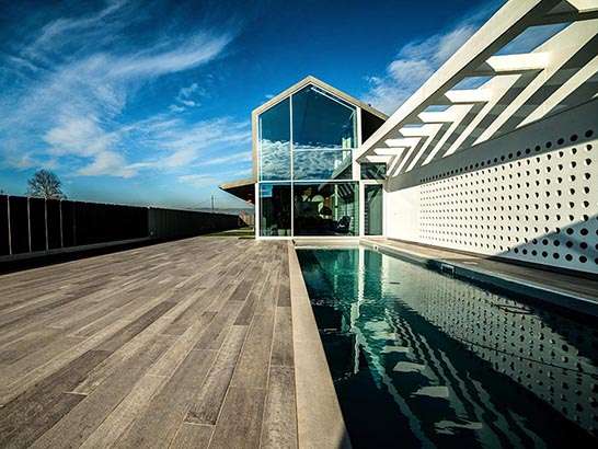 casa in acciaio - y-uno